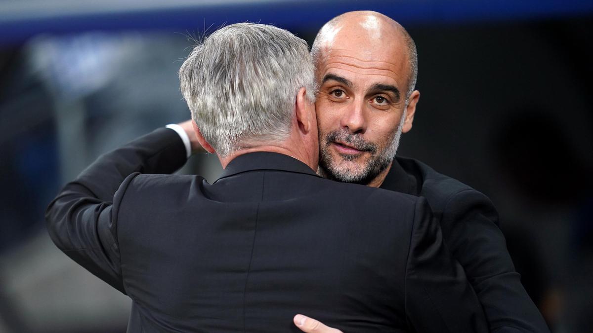 Pep Guardiola y Carlo Ancelotti se saliudan en el pasado Real Madrid-Manchester Cit.