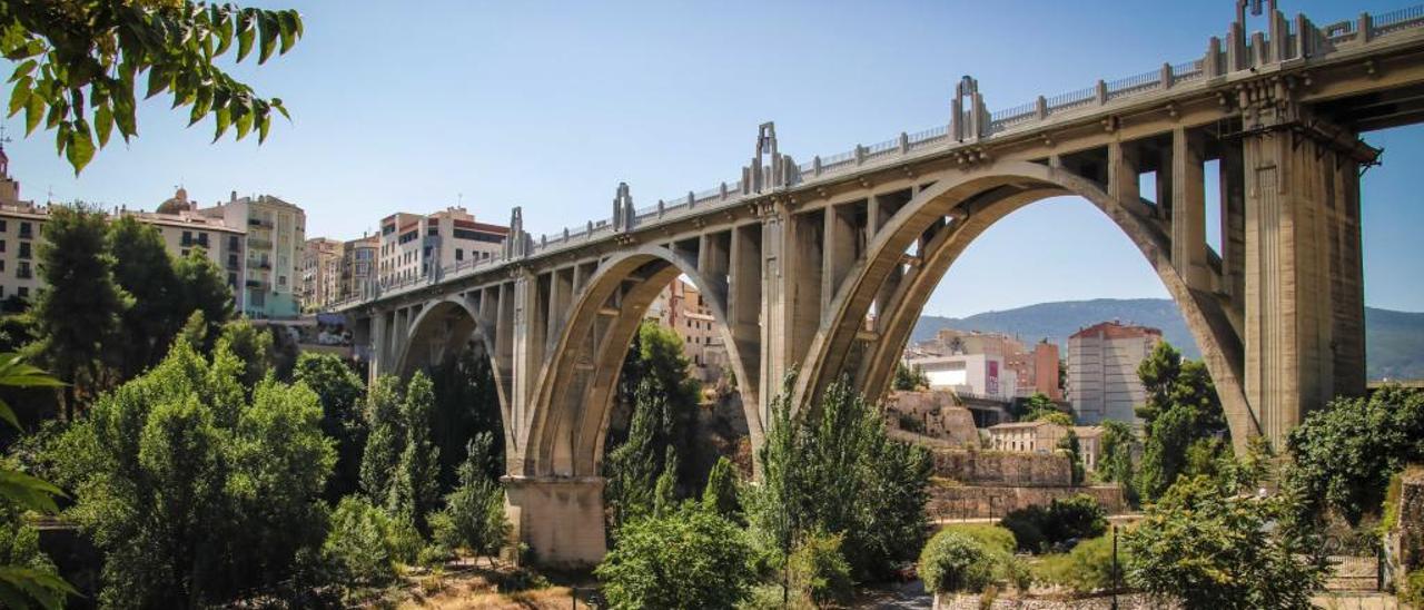 Alcoy buscará ayudas para reparar el puente de San Jorge al dispararse los costes