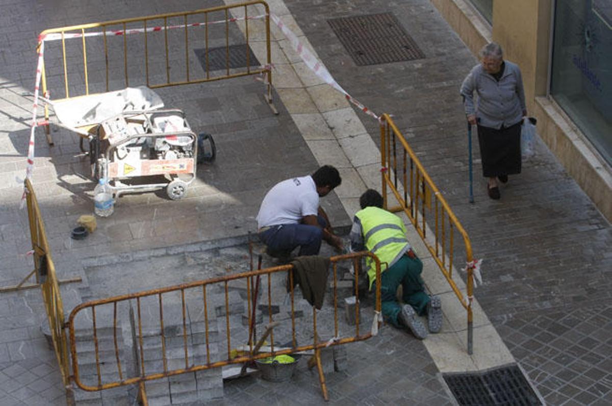 El Ayuntamiento hará obras en las vías de los once distritos.