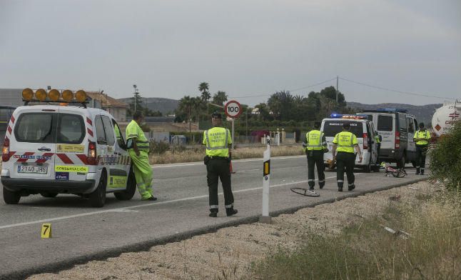 El ciclista ha resultado gravemente herido y los servicios sanitarios han intentado sin éxito mantener con vida a hombre