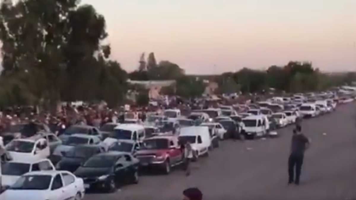 Las colas en San Juan alcanzaron los cuatro kilómetros.