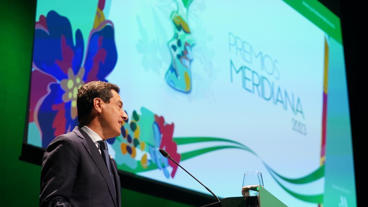 Juanma Moreno, durante su discurso de los premios Meridiana.