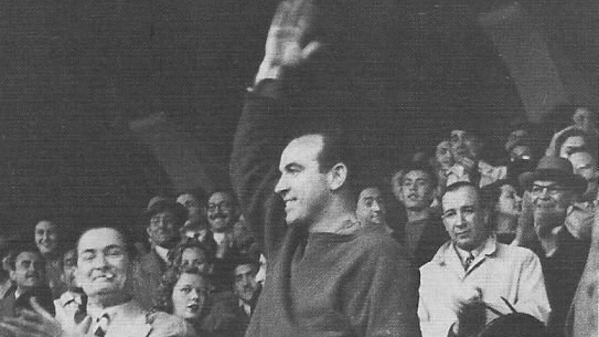 Enrique Fernández ganó por primera vez en la historia del Barça dos ligas consecutivas