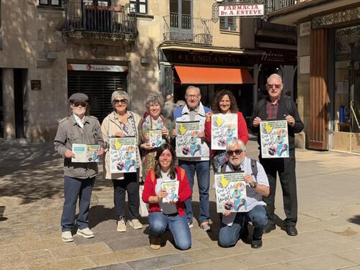 Membres del Consell Municipal de les Persones Grans, acompanyats de personal tècnic de l'Ajuntament i de la regidora de Drets socials i Persones Grans, Mariona Homs Alsina