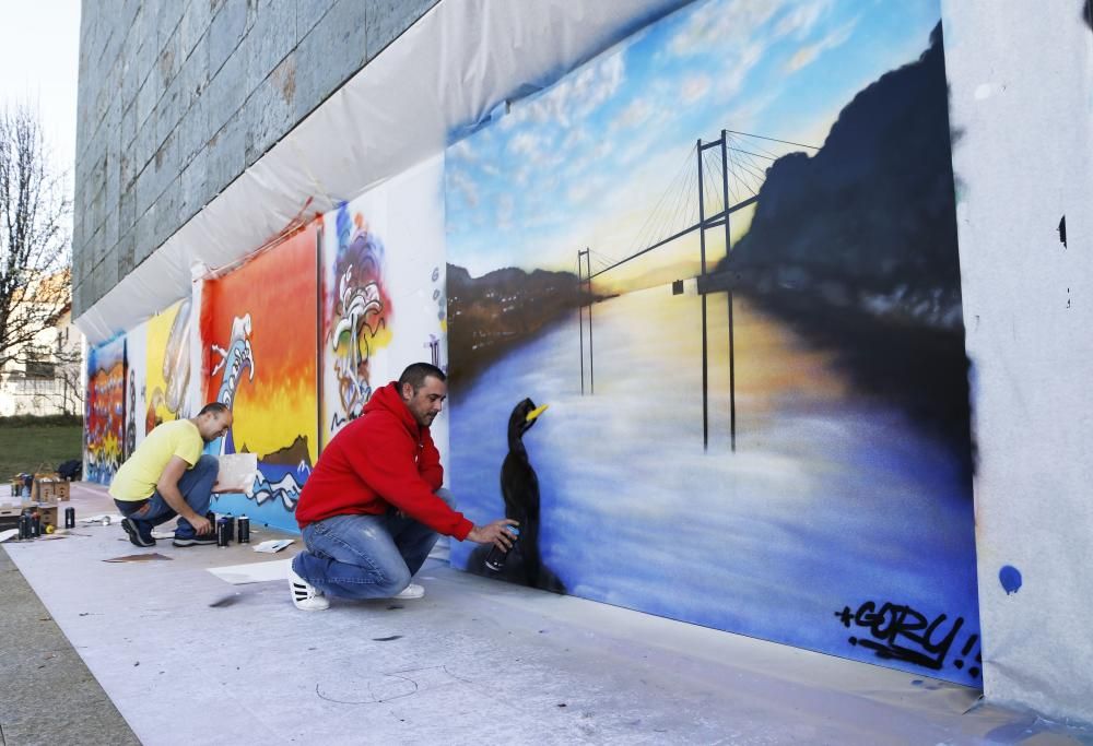 El graffiti de la guardesa, ganador entre los 14 participantes en el festival del Proyecto Ewa.