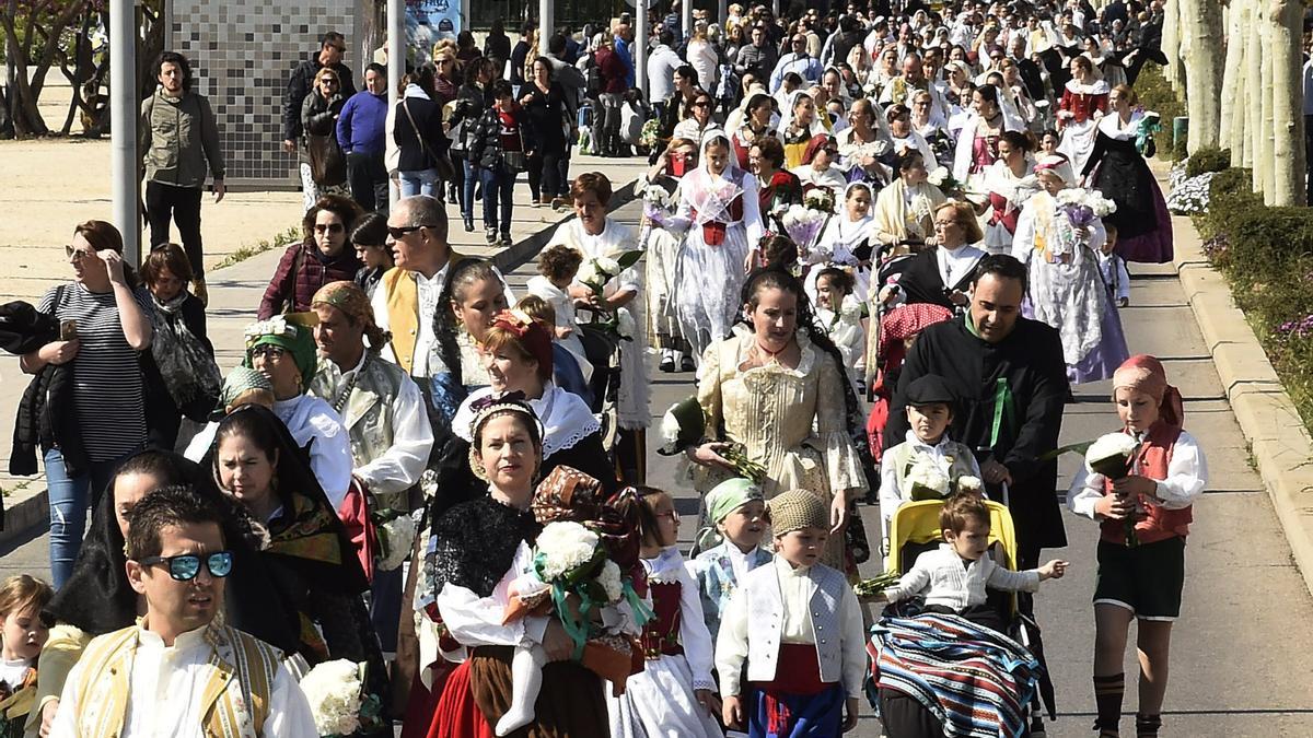 Imagen de archivo de la Ofrenda de Flores a la Virgen del Lledó.