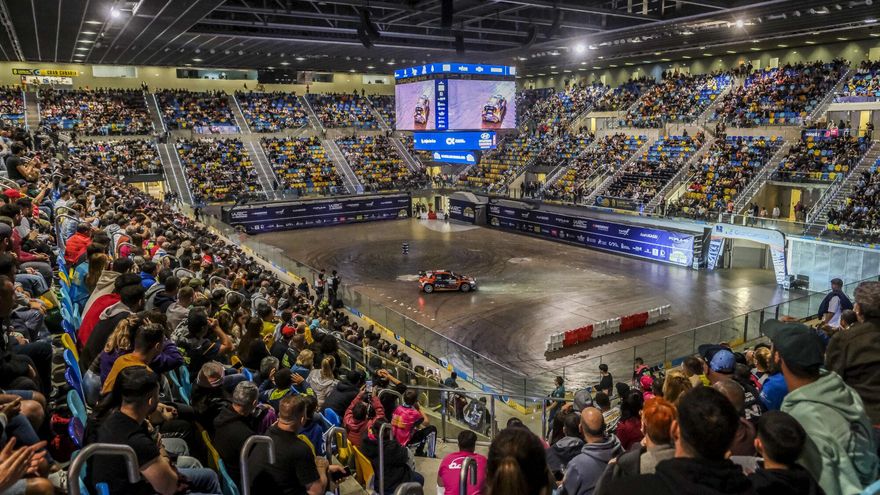 Tramo del Rally en el Gran Canaria Arena