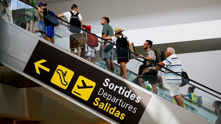 El aeropuerto de Ibiza opera 338 vuelos este sábado