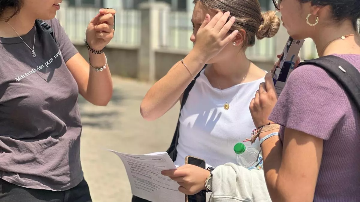Se filtran por error las notas de la Selectividad 2025 en Sevilla con 12 horas de antelación