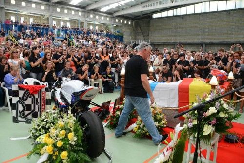 Moaña y el mundo del motor acompañan a Dani Rivas en su funeral