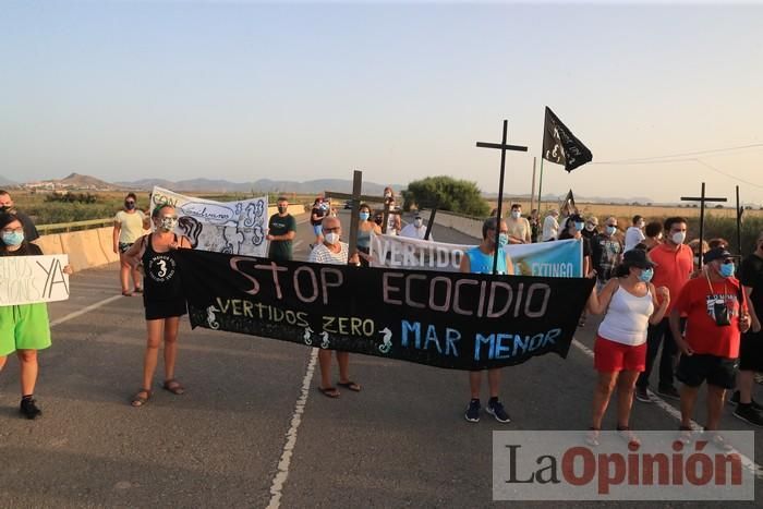 Protesta contra el estado del Mar Menor