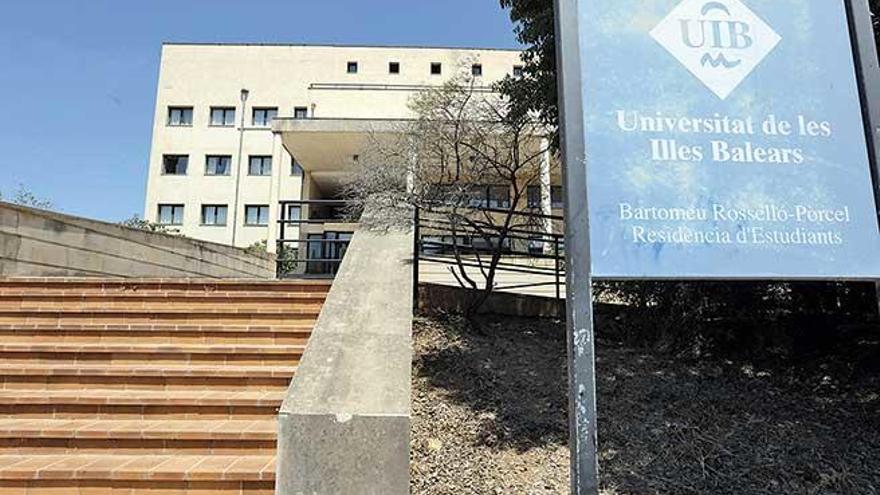 La residencia de alumnos de la UIB, en situación de colapso.