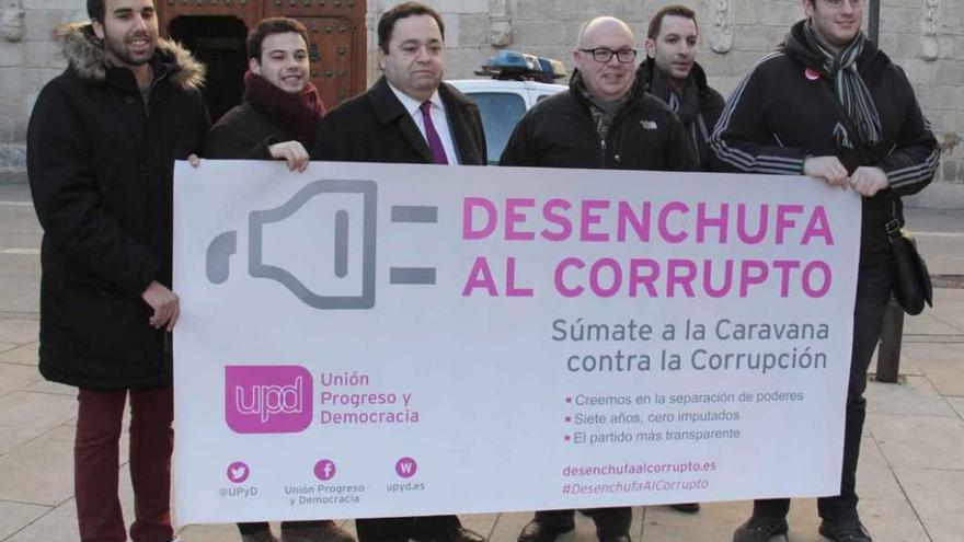 El candidato de UPyD a la Junta alerta de las promesas &quot;irrealizables&quot; de &quot;otros&quot; programas electorales