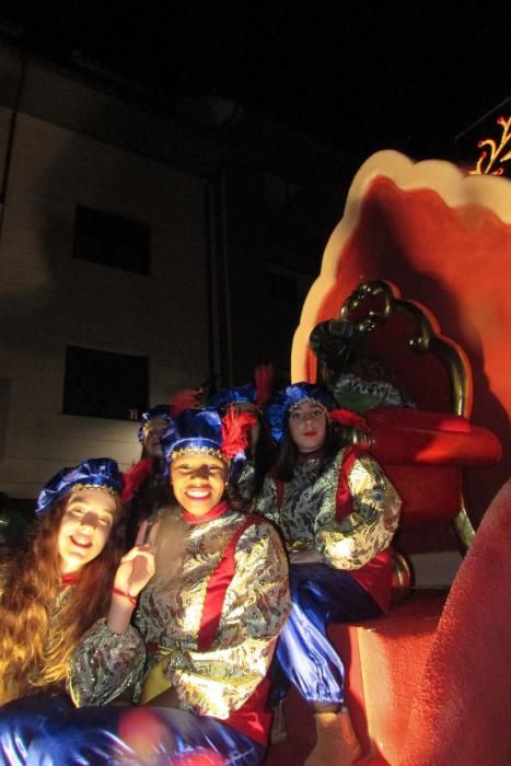 Desfile de los Reyes Magos en Llanes