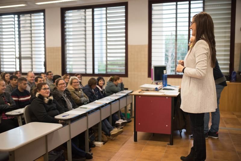 Oposiciones de Correos en la Facultad de Derecho