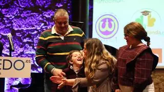 Un homenaje «con cariño e ilusión» en Oviedo para El Ángel de Javi, el niño con una enfermedad rara