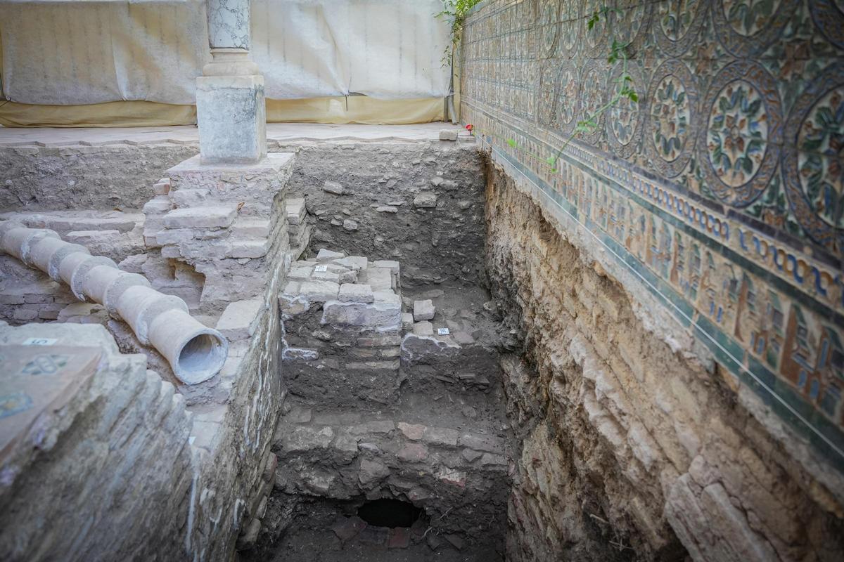 Hallazgos arqueológicos en el Cenador de Carlos V en el Real Alcázar de Sevilla. A 09 de septiembre de 2024, en Sevilla (Andalucía, España). Los trabajos arqueológicos que se realizan en el Cenador de Carlos V han hallado restos de un posible palacio islámico. 09 SEPTIEMBRE 2024 María José López / Europa Press 09/09/2024 / María José López