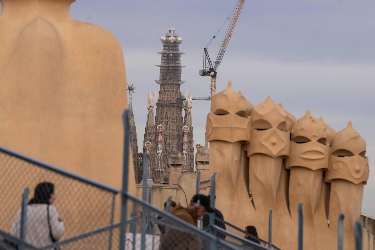 La Sagrada Família, vista desde la Pedrera.