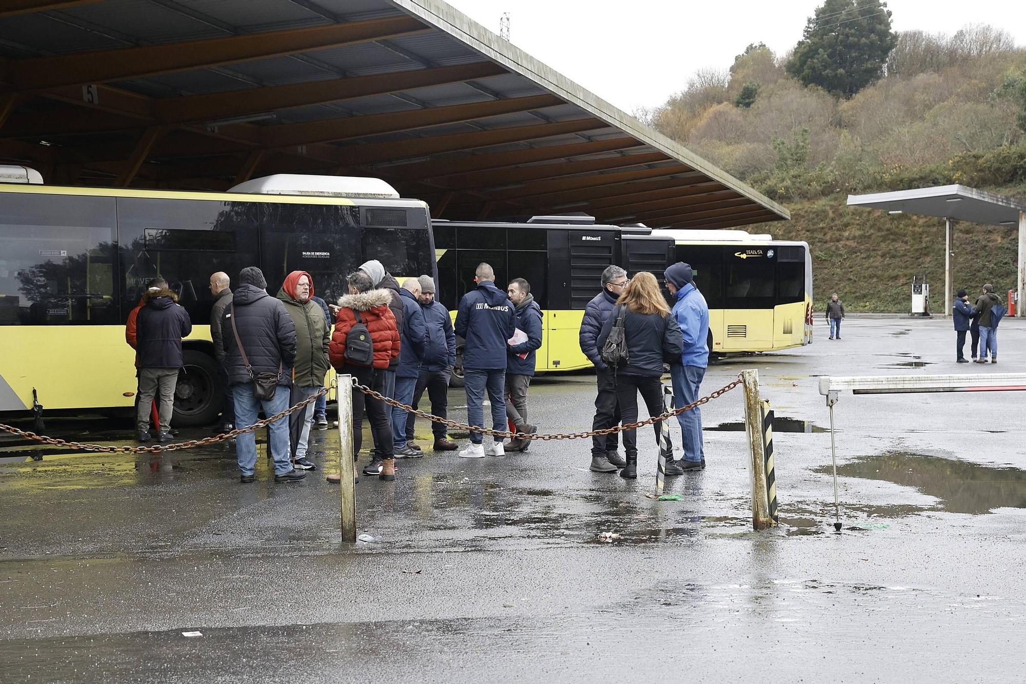 Así está siendo el segundo día de huelga de buses en Santiago