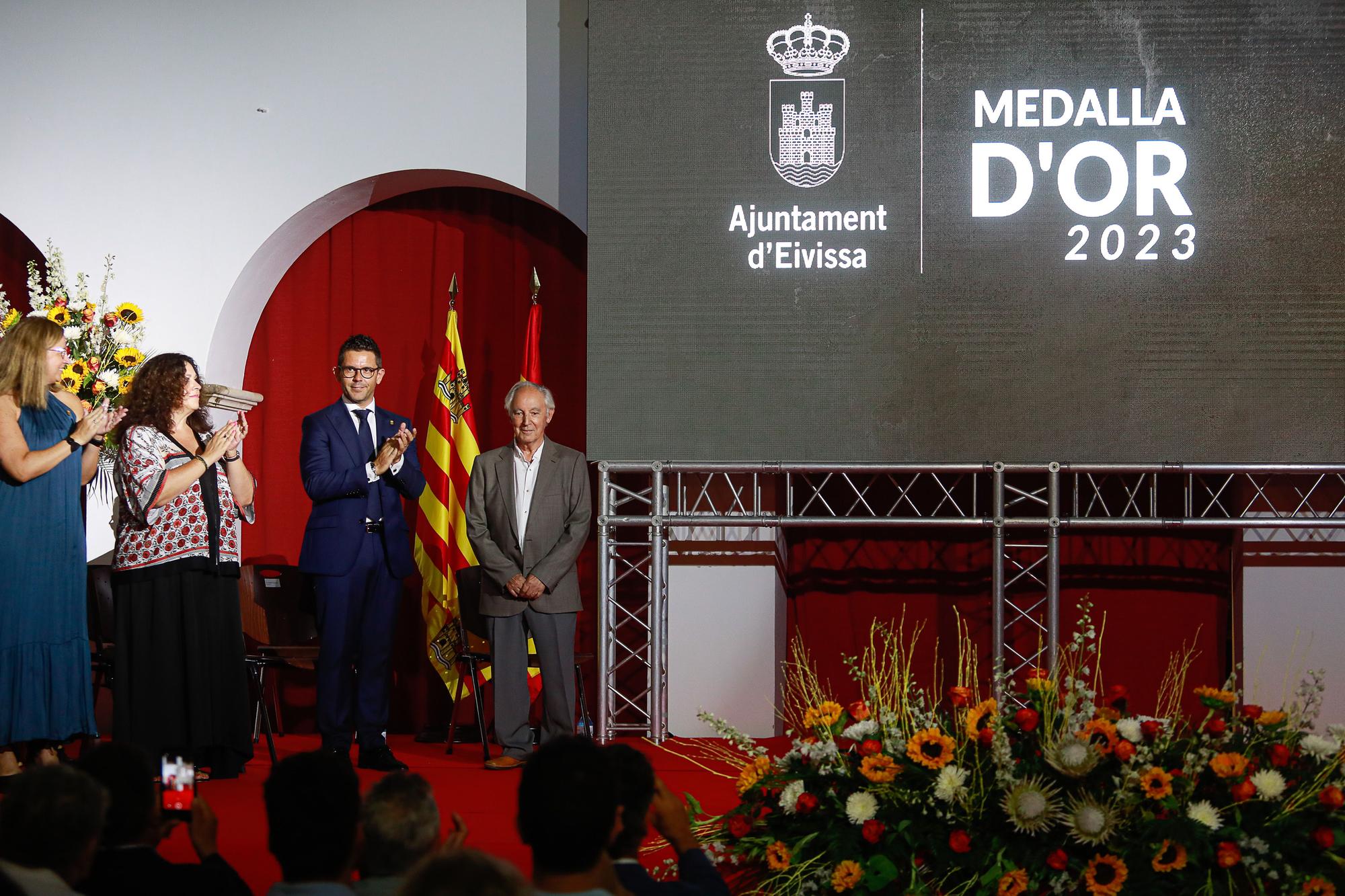 Medalla de Oro a Manuel Ramón Mas, el artífice musical de Ibiza