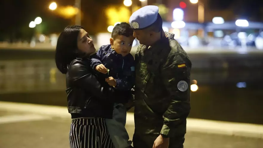 Entre el deber y los nervios, 600 militares de la Brigada Guzmán el Bueno parten rumbo a Líbano