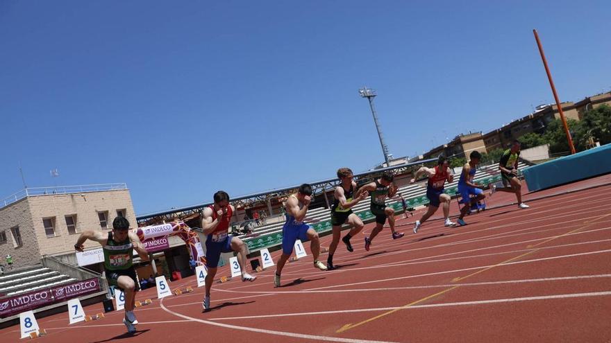 La jornada inicial de la Primera Nacional de atletismo, en imágenes