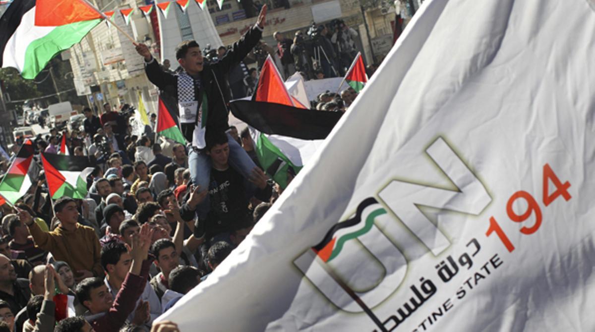 Els palestins surten al carrer hores abans de la votació a l’ONU.