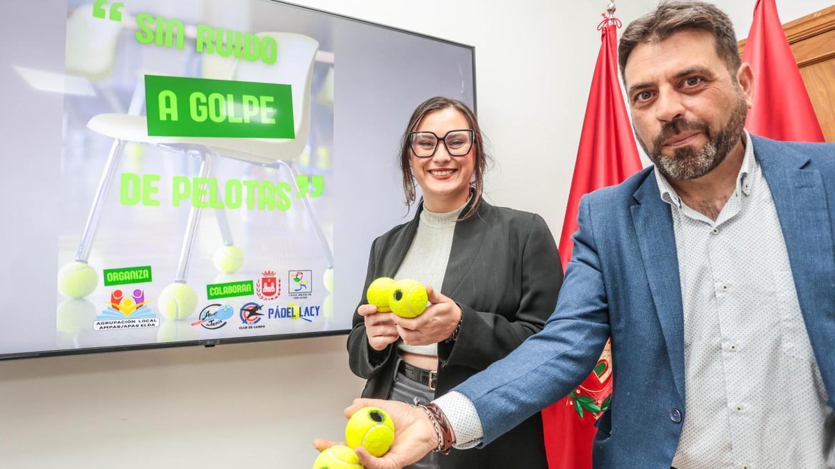 La edil de Educación y el presidente de la Agrupación Local de Ampas durante la presentación