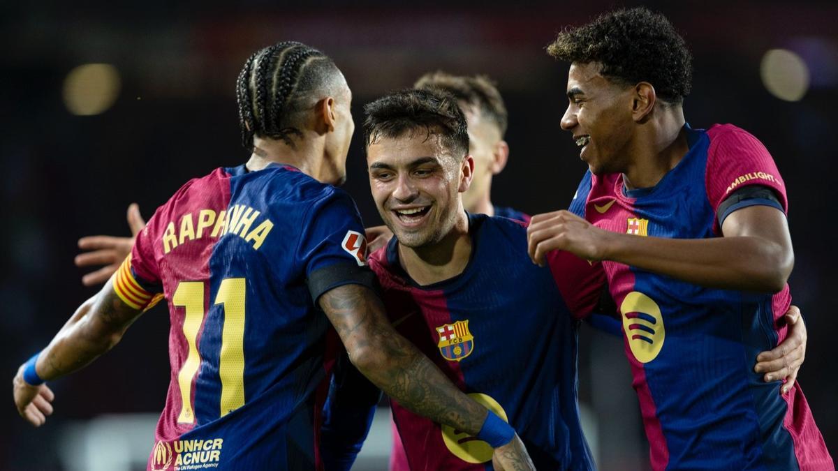 Pedri celebra el segundo gol del Barça ante el Sevilla