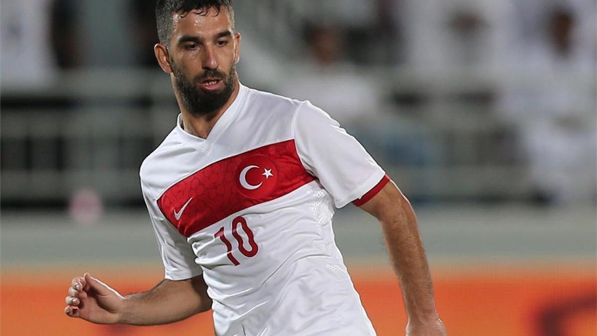 Arda Turan, convocado por Turquía