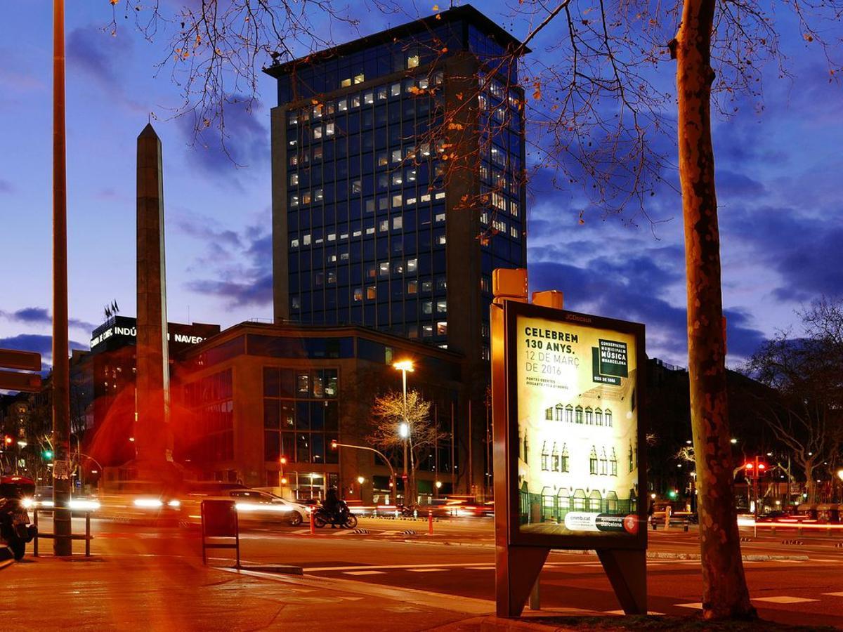 Els aliments i begudes perjudicials per a la salut no tindran espai en els suports publicitaris municipals Els aliments i begudes perjudicials per a la salut no tindran espai en els suports publicitaris municipals