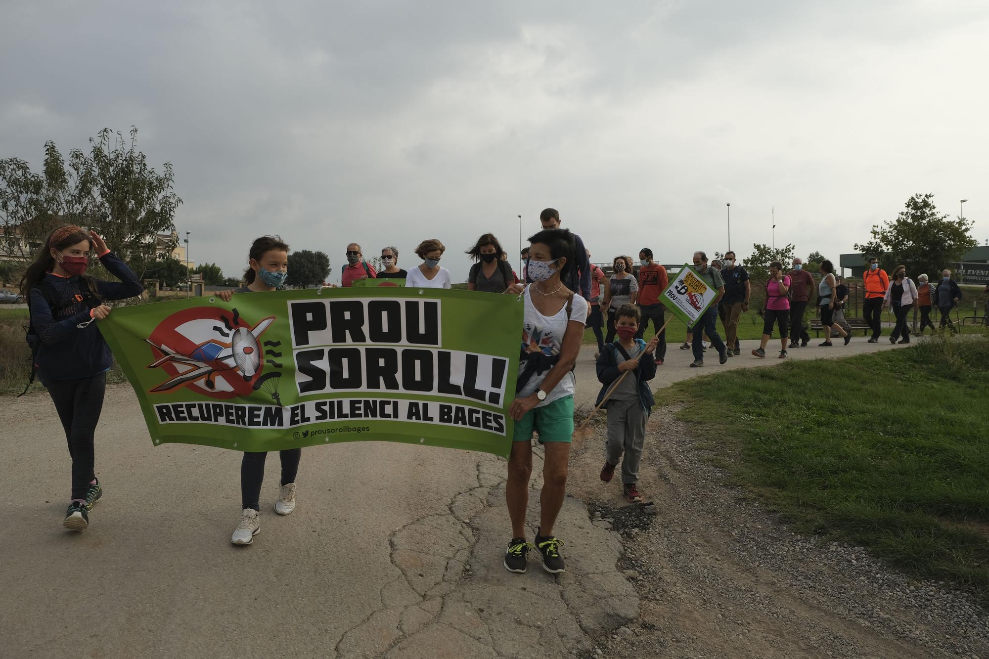 Protesta de l’associació Prou soroll per recuperar el silenci al Bages