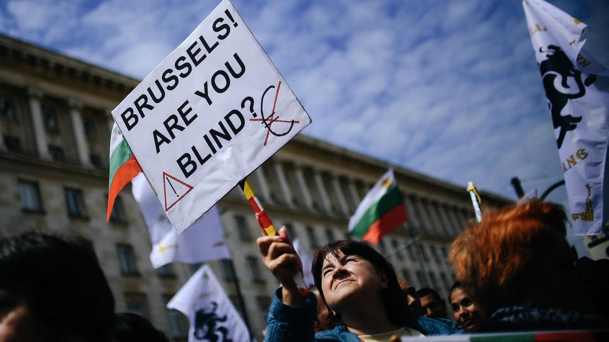 La ultraderecha congrega a miles de personas en Bulgaria contra la adopción del euro