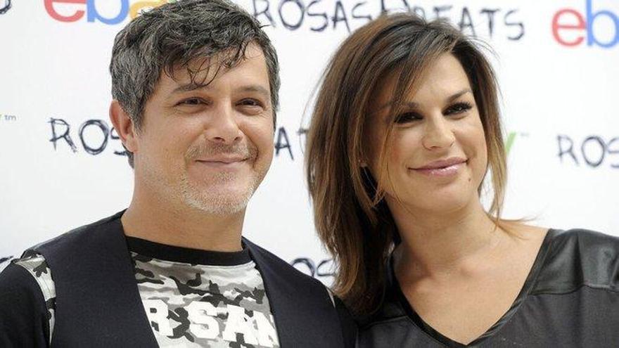 Alejandro Sanz y Raquel Perera insinúan su ruptura