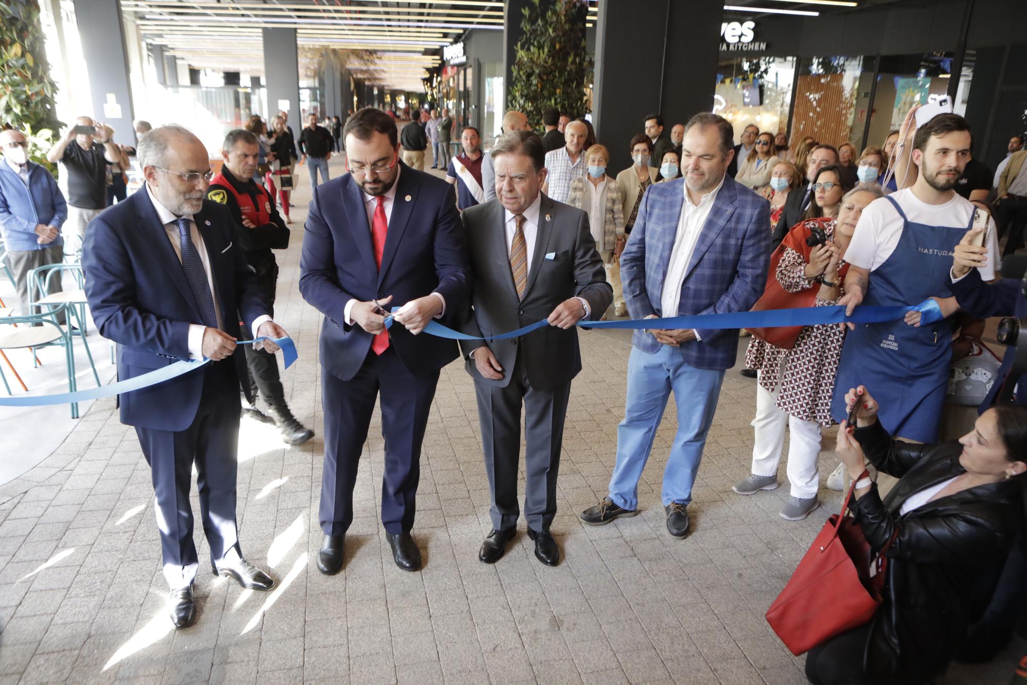 En imágenes: así fue la inauguración de los locales de hostelería en el Vasco