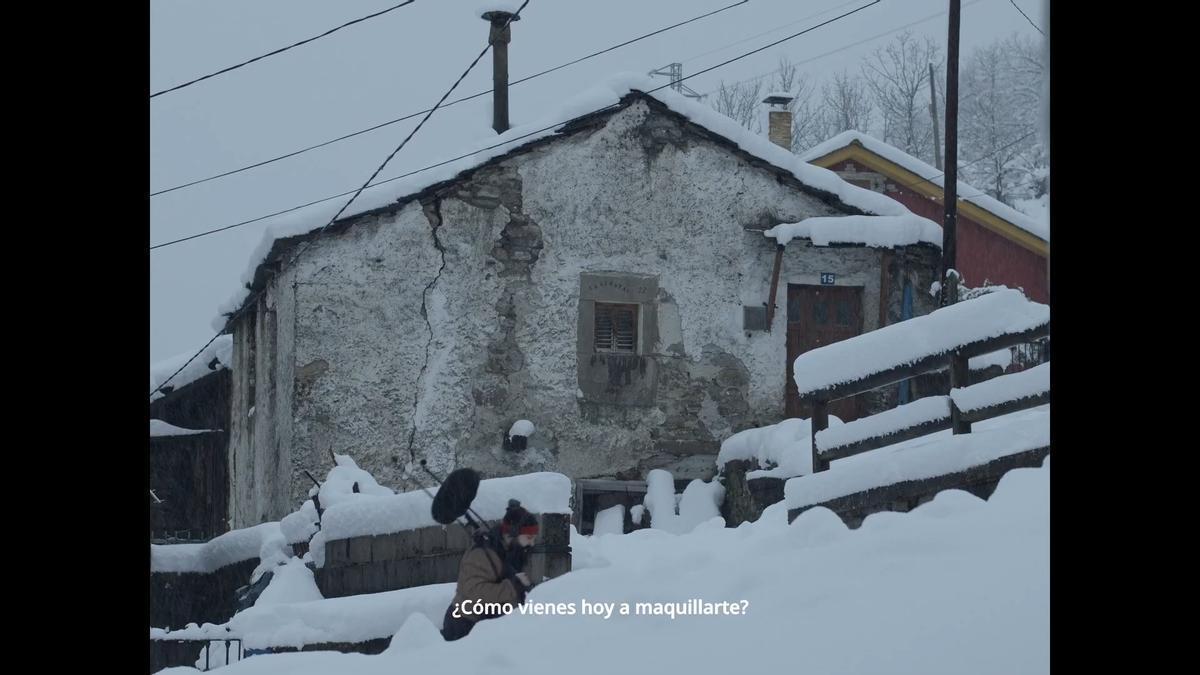 Trailer del filme "Valle blanco, gallo negro".