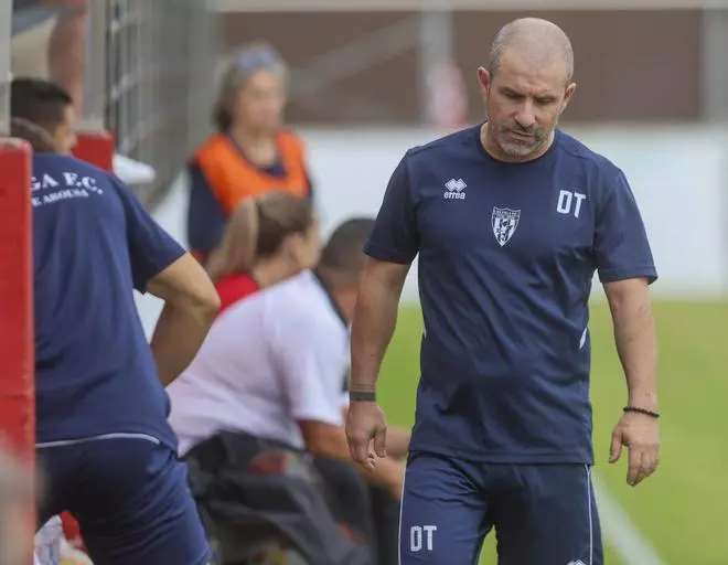 Luis Carro, entrenador del Céltiga: «Lograr el equilibrio entre prudencia y ambición pasa por pensar a corto plazo»