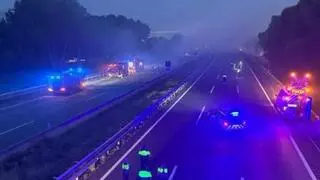 El incendio de un camión corta la AP-7 en Santa Margarida i els Monjos en ambas direcciones