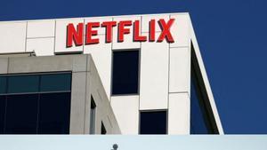 Netflix revoluciona Hollywood amb la compra de Warner Bros i HBO Max