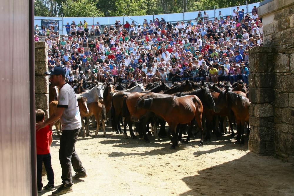 Curro solidario en Sabucedo // Bernabé/Víctor Espino