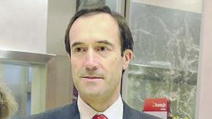 Manuel Menéndez.