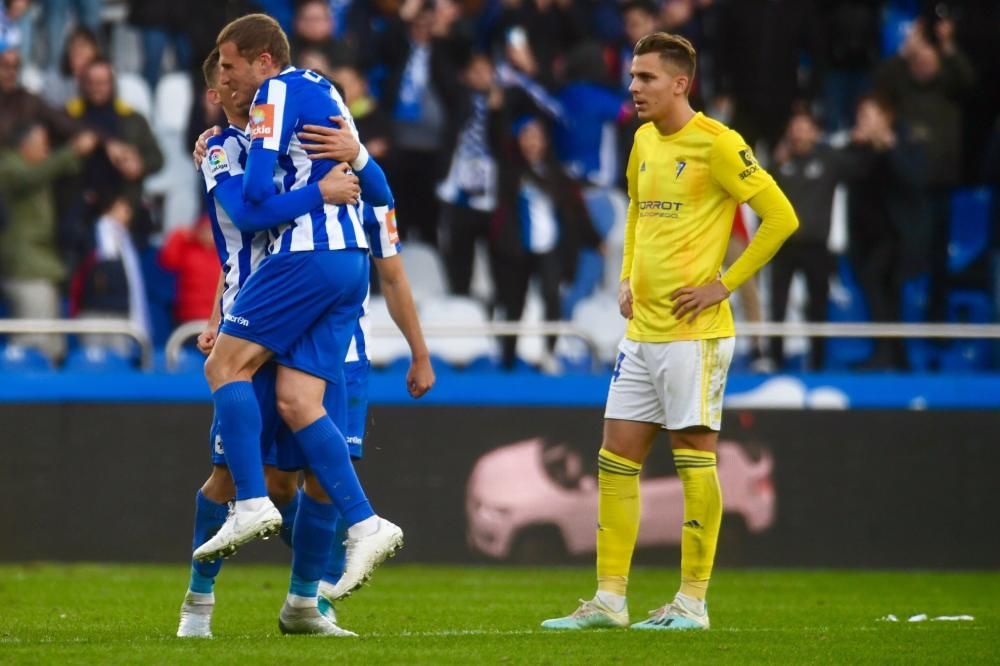 El Dépor le gana 1-0 al Cádiz