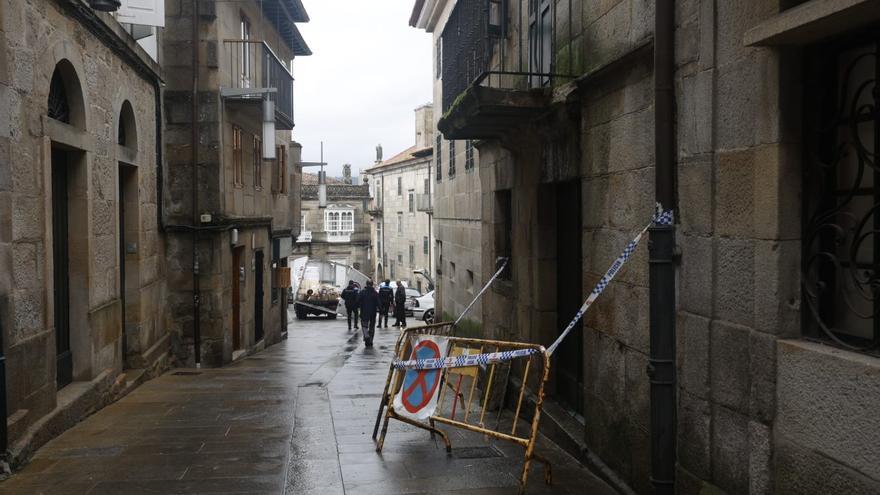 Un camión rompe parte de un balcón del Museo