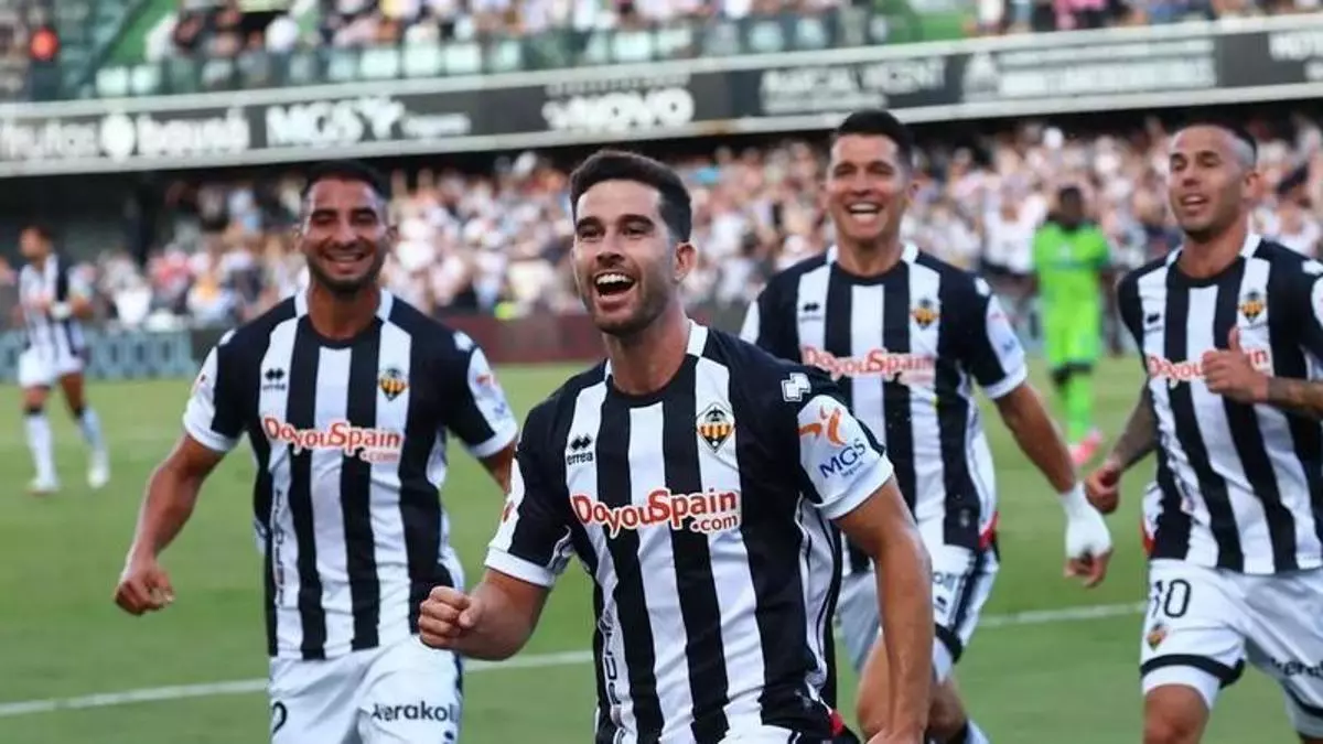La previa | El imparable CD Castellón busca prolongar su racha imperial