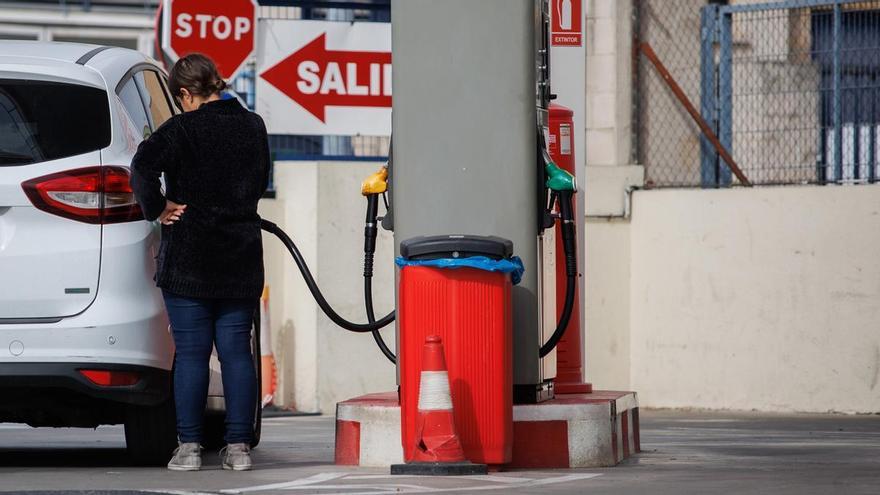 ¿A cuánto está el precio de la gasolina y el gasoil en Las Palmas, hoy domingo?