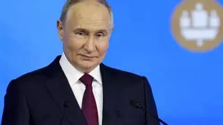 Putin no descarta cambios en la doctrina militar sobre el empleo de armas nucleares