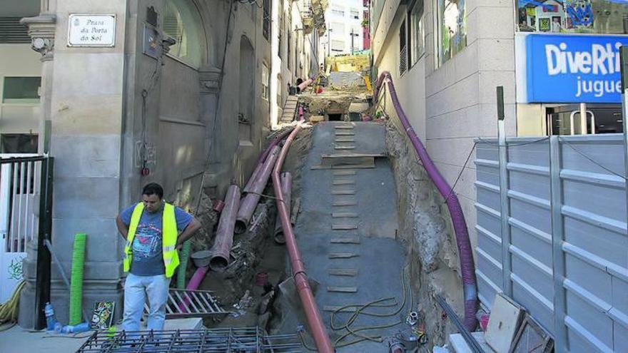 El Consorcio rehabilitará para viviendas los edificios de O Berbés en los que planteaba hoteles