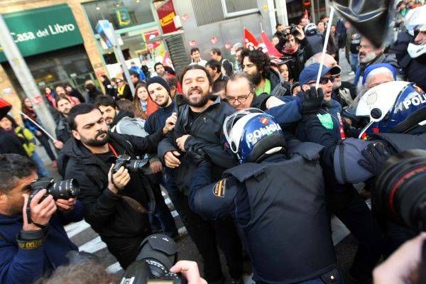 Fotogalería: Las imágenes de la huelga general en España