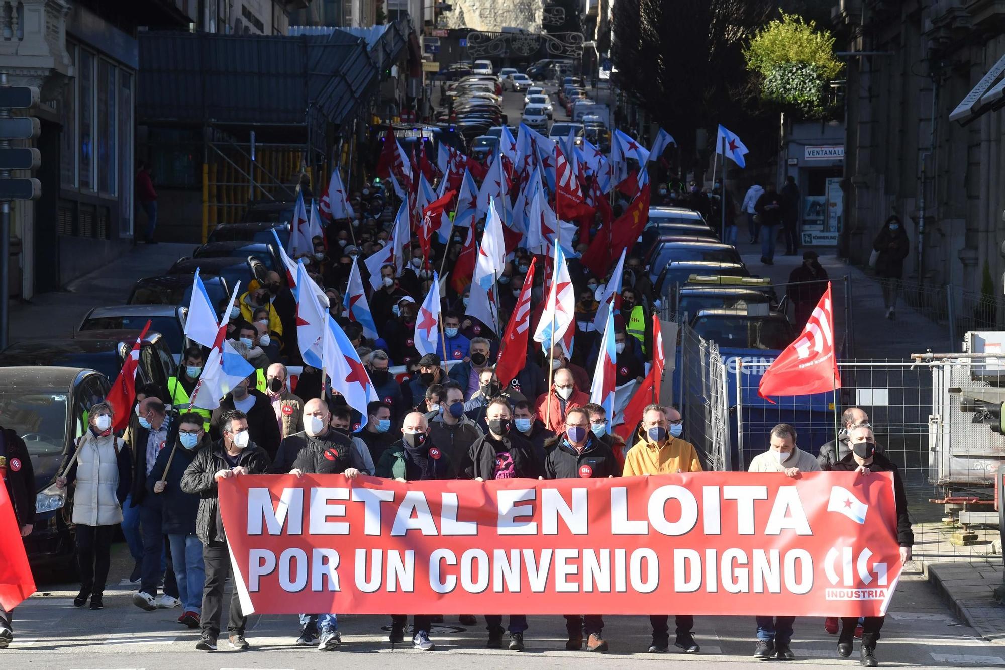 Los trabajadores del metal se manifiestan en A Coruña por un convenio laboral "digno", "secuestrado" por la patronal