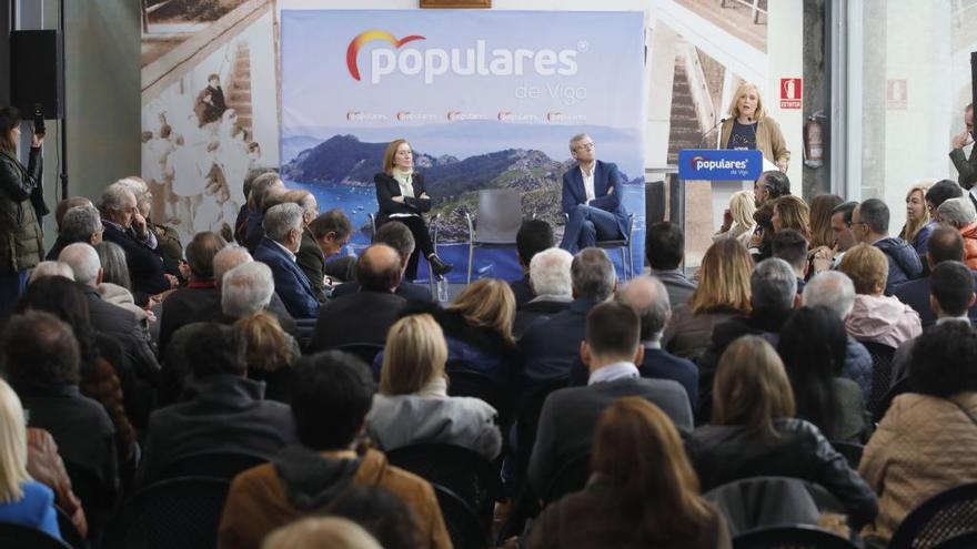 Homenaje a los exconcejales del PP de Vigo en el Museo del Mar. // Alba Villar